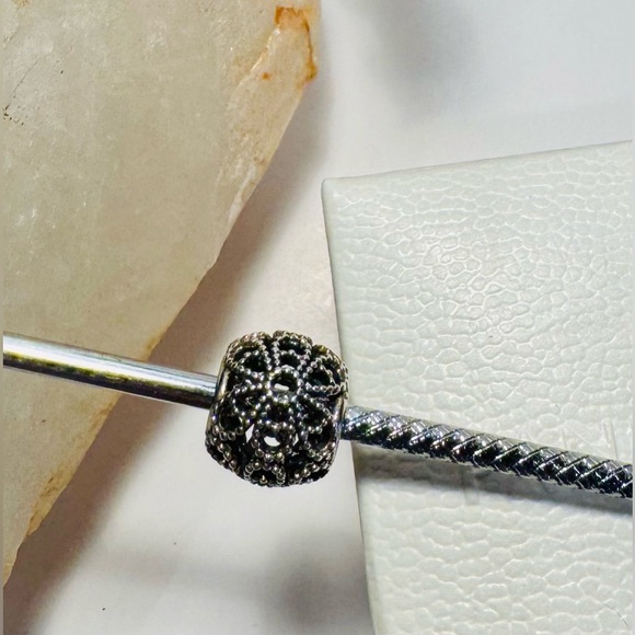 Authentic Pandora Openwork Roses Charm S925 Ale Sterling Silver - Picture 7 of 12
